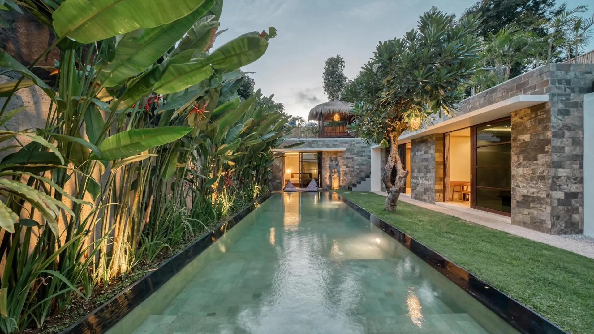 Villa Duadewi 4Br In The Heart Of Seminyak By Santi Management Indonesia